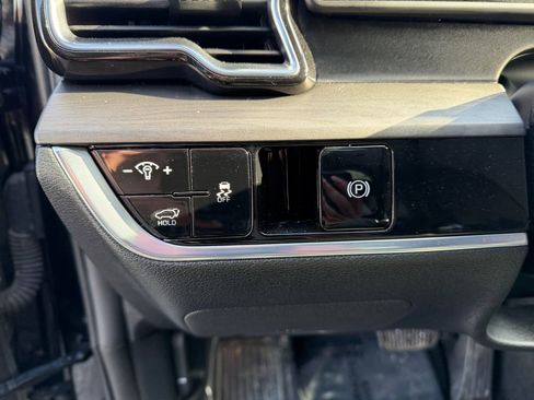 Used 2023 Kia Sportage X-Line w/ X-Line Premium Package image 19