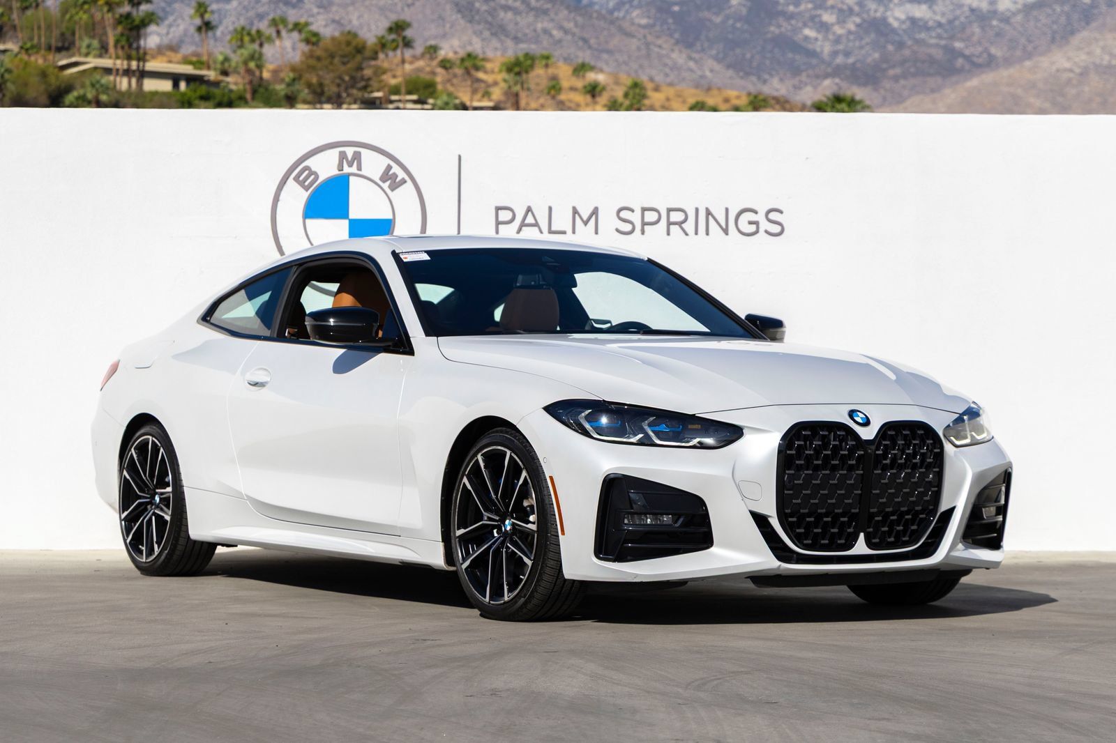 Certified 2024 BMW 430i Coupe w/ M Sport Package RWD image 2