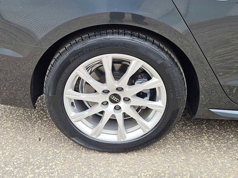 Used 2023 Audi A4 2.0T Premium w/ Convenience Package image 8