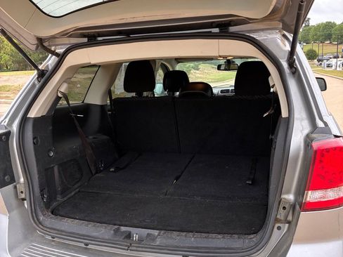 Used 2019 Dodge Journey SE w/ Connectivity Group image 7