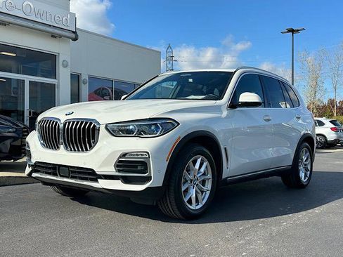 Used 2021 BMW X5 xDrive40i image 4