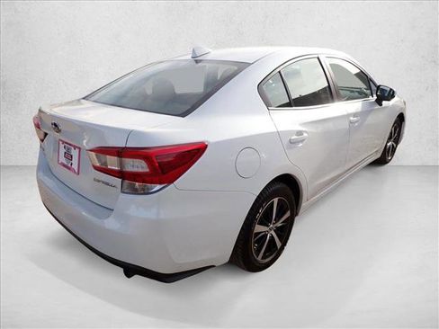 Certified 2022 Subaru Impreza Premium image 4
