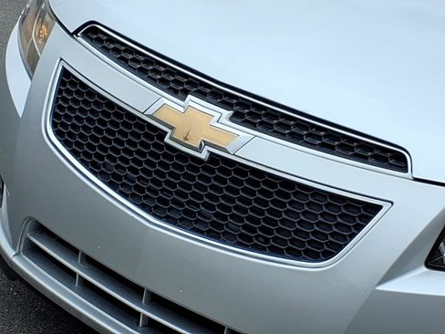 Used 2011 Chevrolet Cruze LT image 27