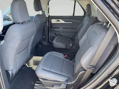 New 2026 Ford Explorer Active image 32