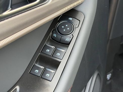 New 2026 Ford Explorer Active w/ Active Comfort Package RWD image 14