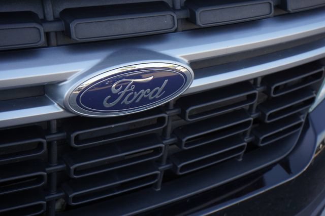 Used 2023 Ford Maverick Lariat FWD image 13