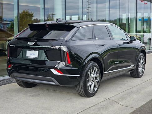 New 2026 Cadillac Optiq Luxury 2 AWD/4WD image 5
