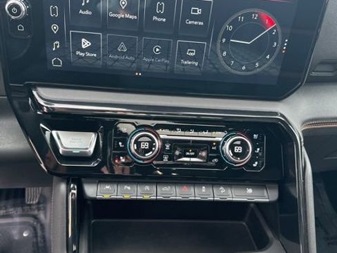 Used 2023 GMC Sierra 1500 AT4 w/ AT4 Premium Package image 25