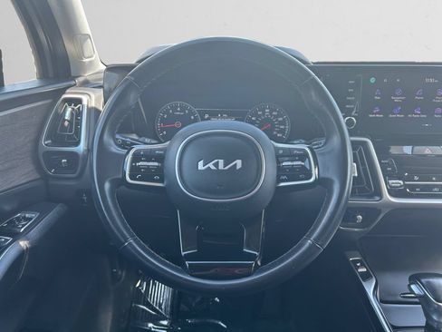 Used 2023 Kia Sorento S w/ Panoramic Sunroof Package AWD/4WD image 26