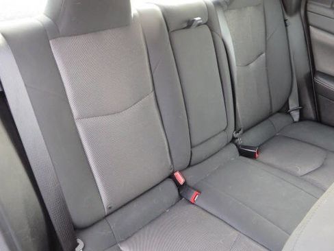 Used 2013 Dodge Avenger SE image 39