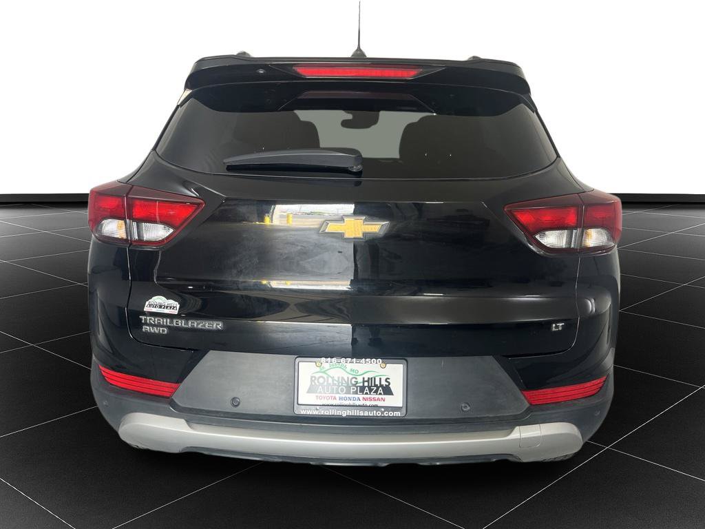 Used 2021 Chevrolet TrailBlazer LT w/ Premium Seating Package AWD/4WD image 4