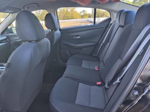 Used 2020 Nissan Sentra SV w/ Lighting Package image 19