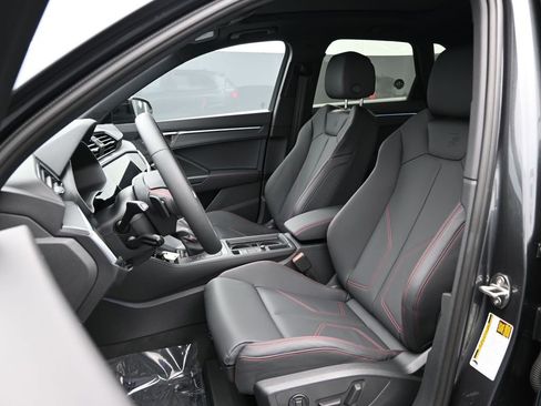 New 2025 Audi Q3 2.0T Premium Plus image 8