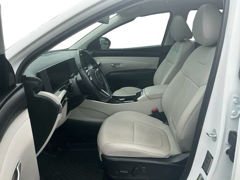 Used 2025 Hyundai Tucson SEL AWD/4WD image 14