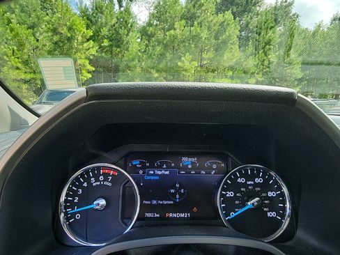 Used 2021 Ford F250 Lariat w/ Lariat Ultimate Package AWD/4WD image 13