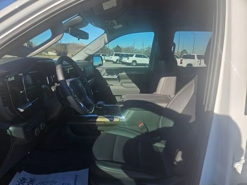New 2026 Chevrolet Silverado 1500 LT Trail Boss w/ Convenience Package II AWD/4WD image 9