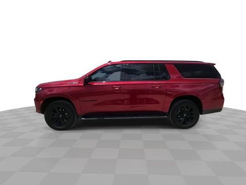 Used 2022 Chevrolet Suburban Z71 w/ Off-Road Capability Package AWD/4WD image 5