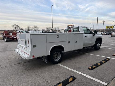Used 2023 Chevrolet Silverado 3500 W/T w/ WT Fleet Convenience Package image 2