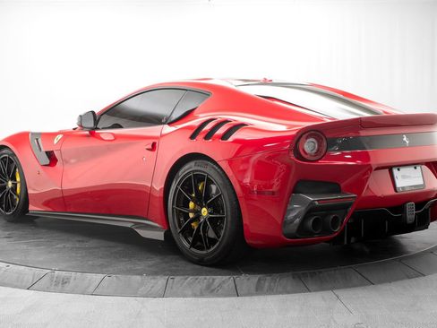 Used 2017 Ferrari F12tdf RWD image 5
