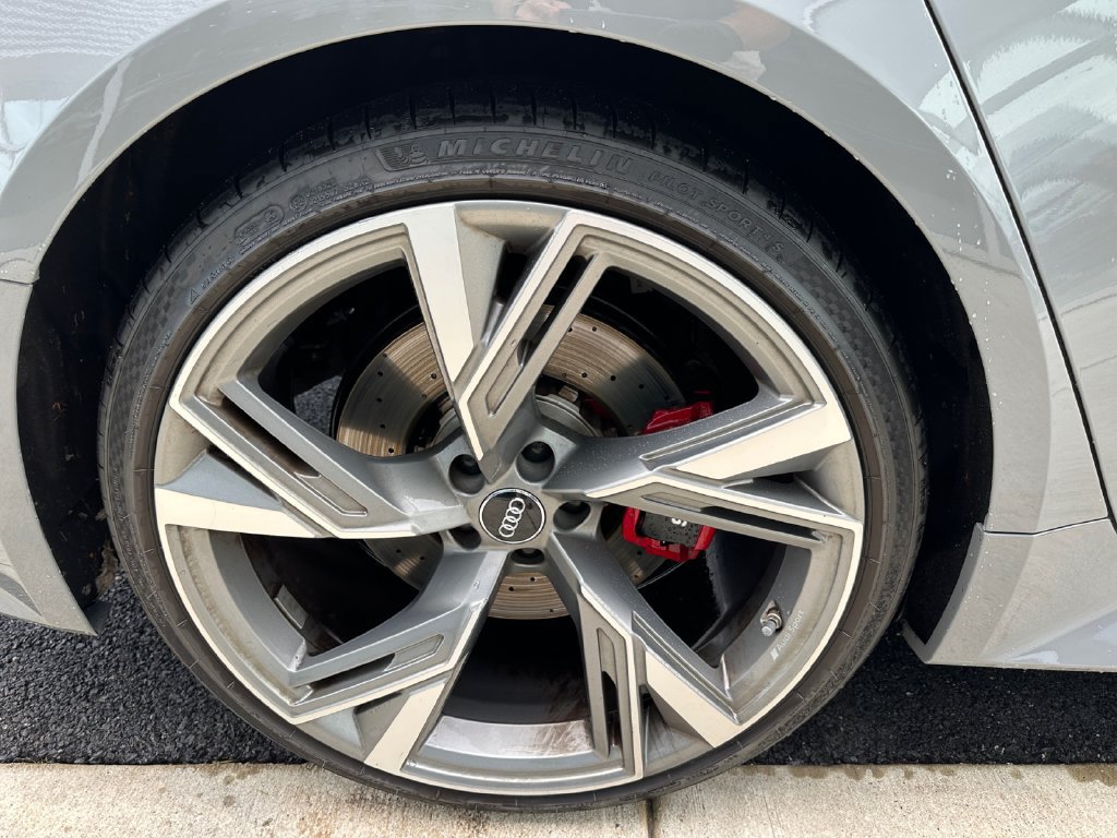 Used 2021 Audi RS 6 AWD/4WD image 18