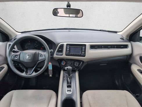 Used 2017 Honda HR-V LX image 20