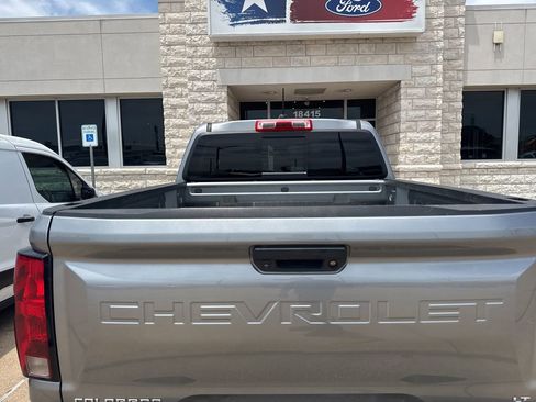 Used 2023 Chevrolet Colorado LT w/ LT Convenience Package RWD image 7