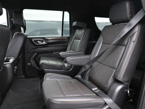 Used 2022 Chevrolet Suburban High Country w/ LPO, Illumination Package AWD/4WD image 22