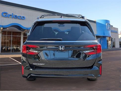 New 2026 Honda Odyssey EX-L image 3
