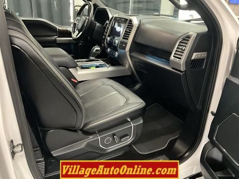 Used 2016 Ford F150 Platinum w/ Equipment Group 701A Luxury AWD/4WD image 39