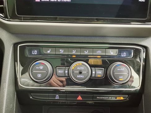 Used 2023 Volkswagen Atlas SEL image 20