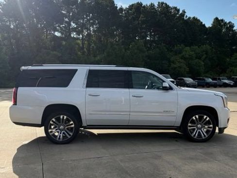 Used 2020 GMC Yukon XL Denali w/ Open Road Package RWD image 7