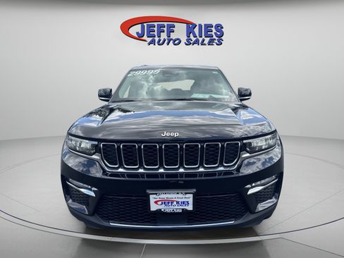 Used 2022 Jeep Grand Cherokee Limited AWD/4WD image 2