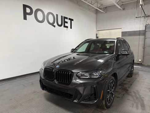 Used 2024 BMW X3 xDrive30i w/ Premium Package image 2