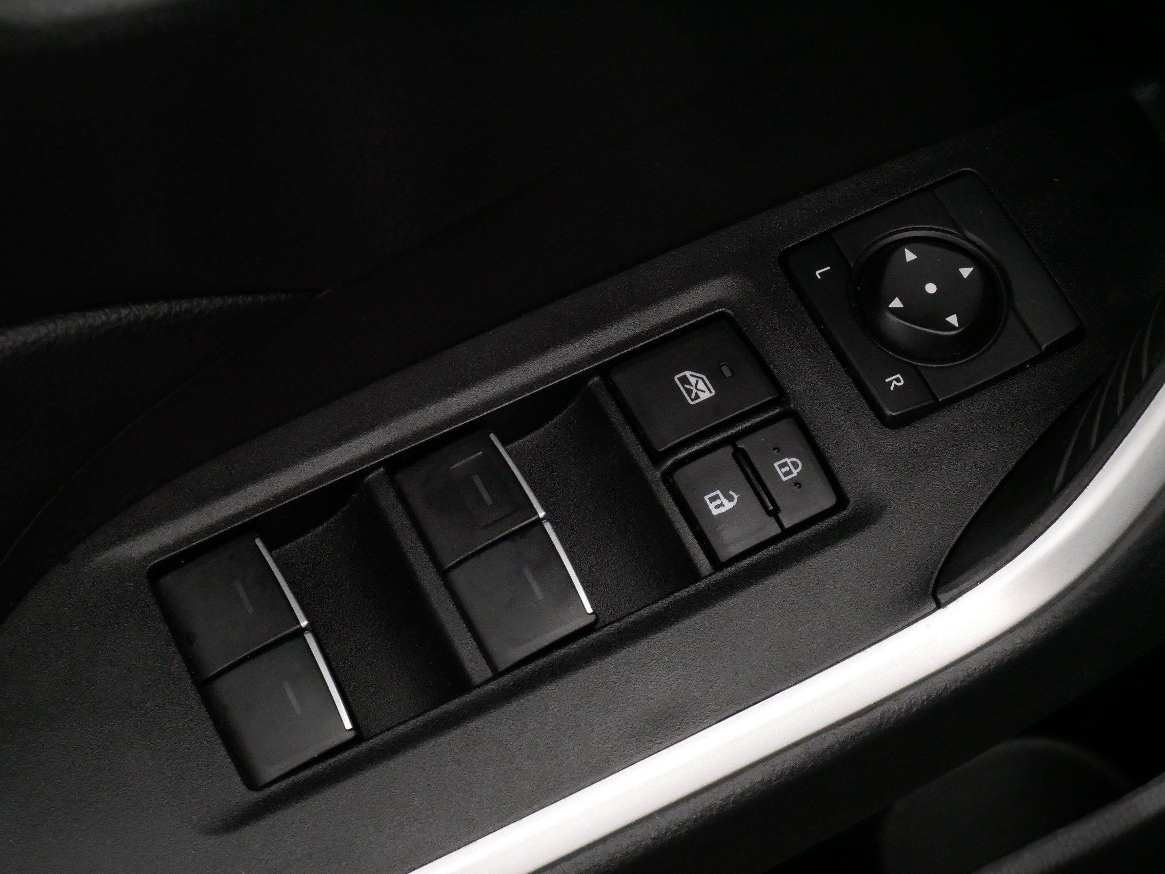 Certified 2024 Toyota RAV4 XLE w/ Convenience Package FWD image 19