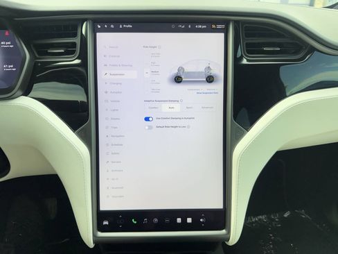 Used 2020 Tesla Model X Long Range AWD/4WD image 8