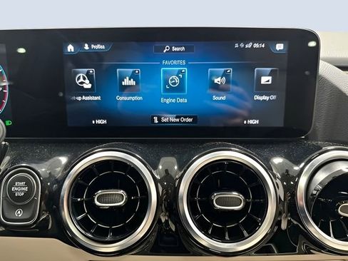 Used 2022 Mercedes-Benz GLA 250 4MATIC image 22