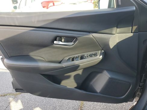 Used 2023 Nissan Sentra SV image 29