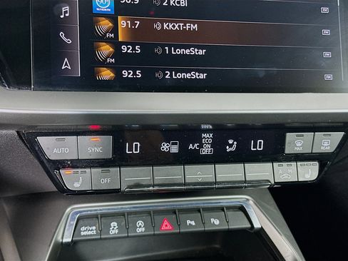 Used 2022 Audi A3 2.0T Premium image 23