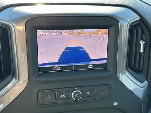 Certified 2024 Chevrolet Silverado 2500 Custom w/ Custom Value Package image 26