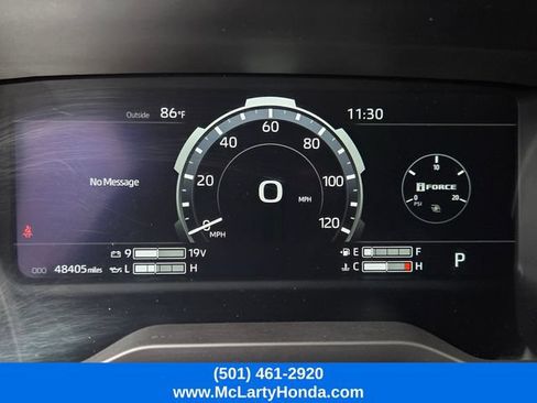 Used 2023 Toyota Tundra Platinum AWD/4WD image 33