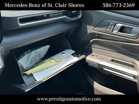 Used 2025 Ford Mustang Premium RWD image 32