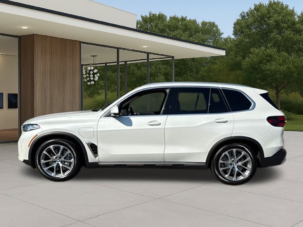 Used 2026 BMW X5 xDrive50e w/ Premium Package AWD/4WD image 13
