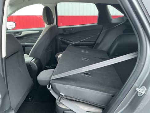 Used 2022 Ford Escape SE image 37