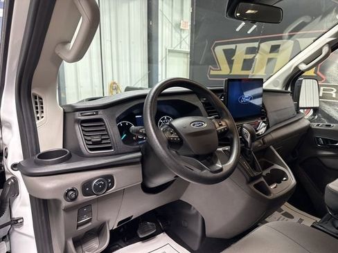 Used 2024 Ford Transit 350 XLT RWD image 6