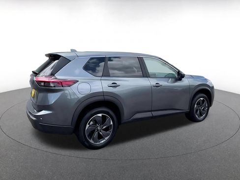 Used 2025 Nissan Rogue SV FWD image 15