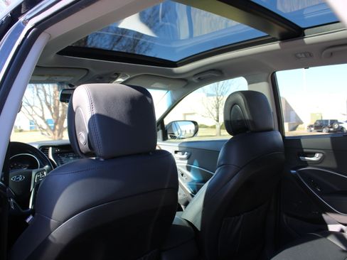 Used 2018 Hyundai Santa Fe Sport image 35