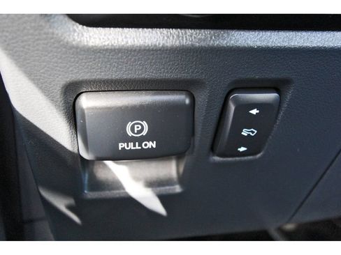 Used 2023 Ford F150 Lightning Platinum AWD/4WD image 22