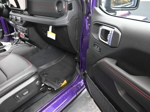 New 2026 Jeep Wrangler Unlimited Rubicon AWD/4WD image 17