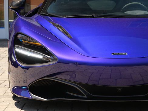 Used 2020 McLaren 720S RWD image 6