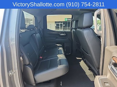 Used 2025 GMC Sierra 1500 SLT RWD image 25